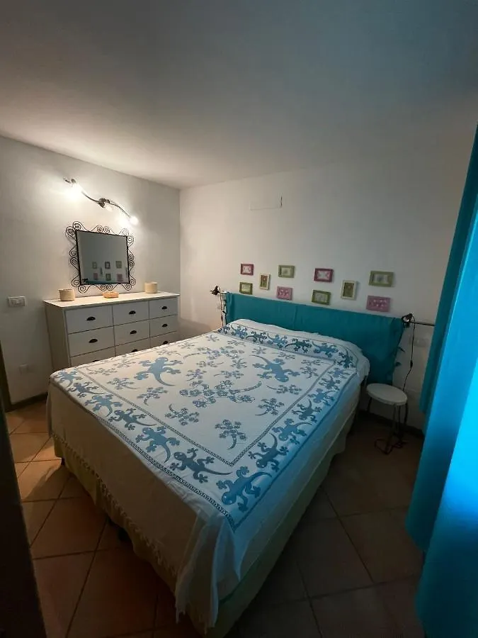 2 Bedroom Apartment Close To Bados Beach Olbia 0*,